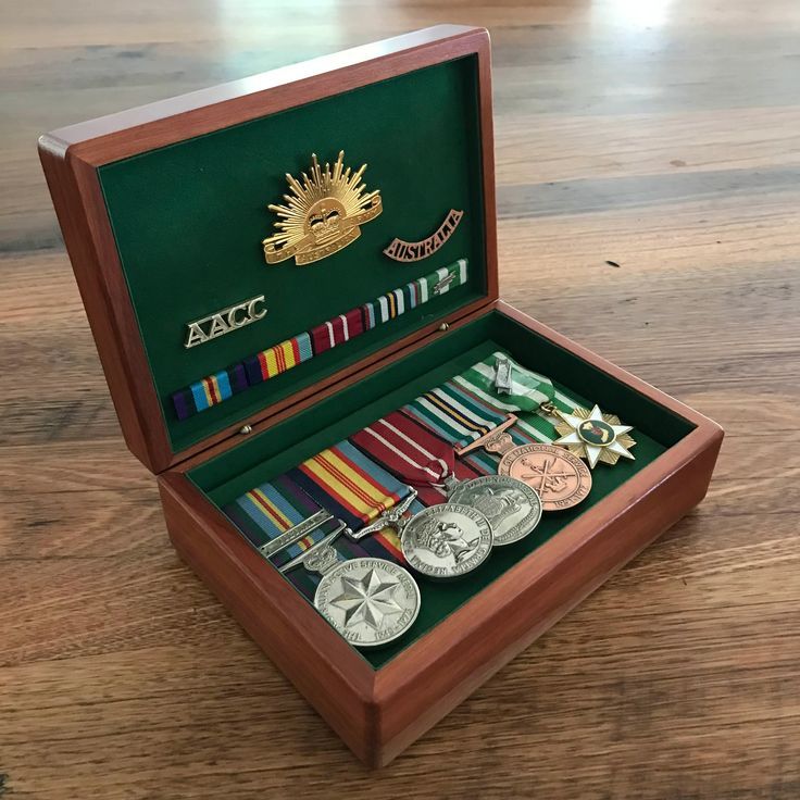 Medals & Badges